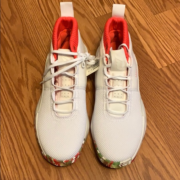 Adidas Dame 5 basketball Sneaker size 11 - Picture 6 of 8